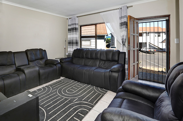 3 Bedroom Property for Sale in Protea Heights Western Cape